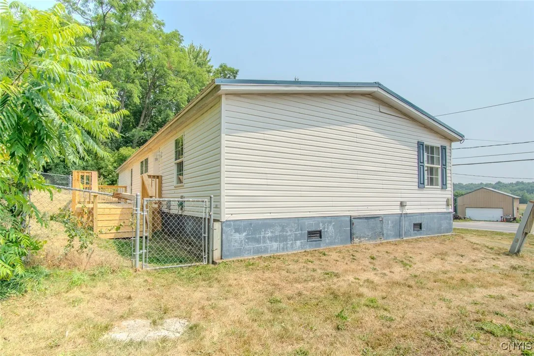 15375 County Route 11, Clayton, New York 13656, Clayton, New York 13656, 3 Bedrooms Bedrooms, 8 Rooms Rooms,2 BathroomsBathrooms,Residential,Closed,15375 County Route 11, Clayton, New York 13656,0,S1629083