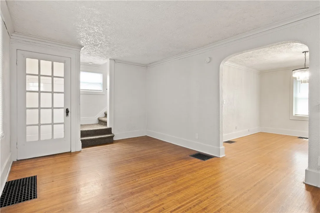 59 Devonshire Court, Rochester, New York 14619, Rochester, New York 14619, 3 Bedrooms Bedrooms, 4 Rooms Rooms,1 BathroomBathrooms,Residential,Closed,59 Devonshire Court, Rochester, New York 14619,0,R1628934