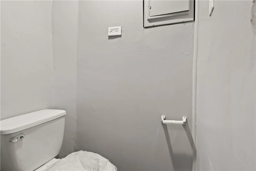 59 Devonshire Court, Rochester, New York 14619, Rochester, New York 14619, 3 Bedrooms Bedrooms, 4 Rooms Rooms,1 BathroomBathrooms,Residential,Closed,59 Devonshire Court, Rochester, New York 14619,0,R1628934