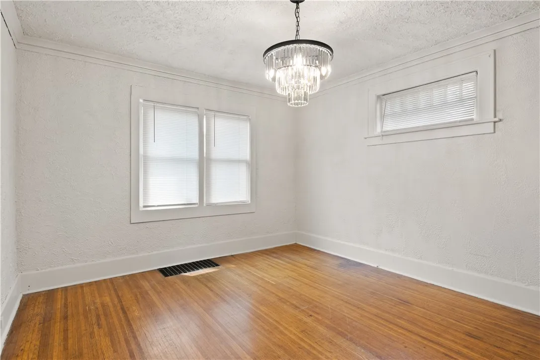 59 Devonshire Court, Rochester, New York 14619, Rochester, New York 14619, 3 Bedrooms Bedrooms, 4 Rooms Rooms,1 BathroomBathrooms,Residential,Closed,59 Devonshire Court, Rochester, New York 14619,0,R1628934