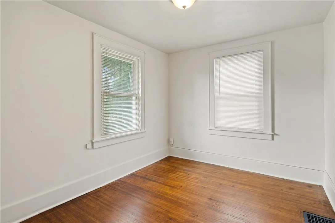 59 Devonshire Court, Rochester, New York 14619, Rochester, New York 14619, 3 Bedrooms Bedrooms, 4 Rooms Rooms,1 BathroomBathrooms,Residential,Closed,59 Devonshire Court, Rochester, New York 14619,0,R1628934