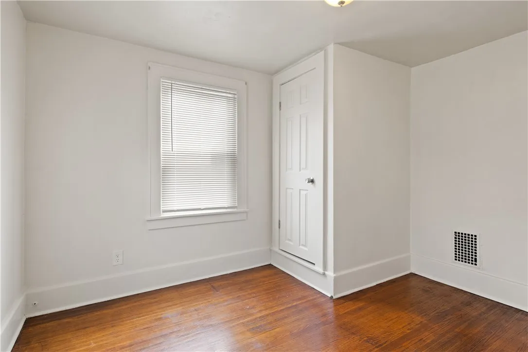 59 Devonshire Court, Rochester, New York 14619, Rochester, New York 14619, 3 Bedrooms Bedrooms, 4 Rooms Rooms,1 BathroomBathrooms,Residential,Closed,59 Devonshire Court, Rochester, New York 14619,0,R1628934