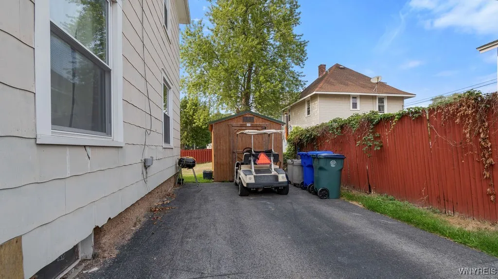 5981 Washington, Newfane, New York 14126, Newfane, New York 14126, 3 Bedrooms Bedrooms, 7 Rooms Rooms,2 BathroomsBathrooms,Residential,For Sale,5981 Washington, Newfane, New York 14126,0,B1628734