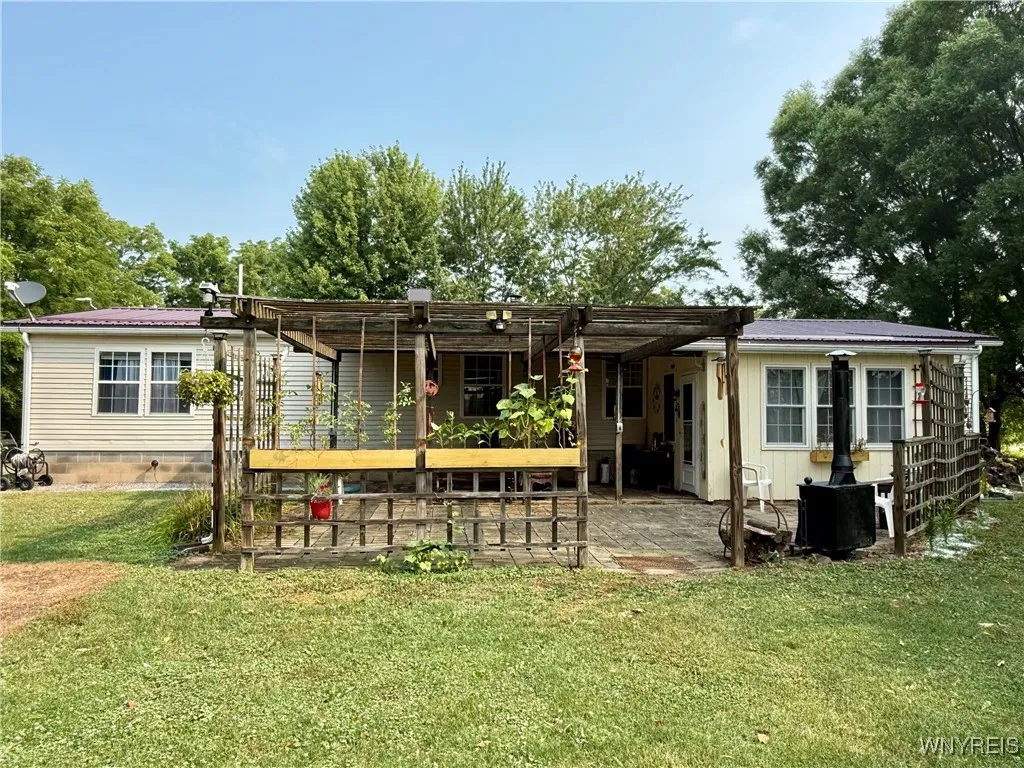 13892 Root Road, Barre, New York 14411, Barre, New York 14411, 3 Bedrooms Bedrooms, 8 Rooms Rooms,2 BathroomsBathrooms,Residential,Closed,13892 Root Road, Barre, New York 14411,0,B1629111