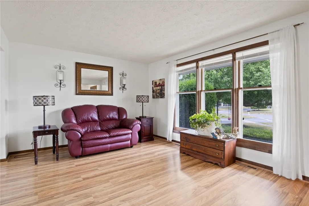 67 Covered Bridge Circle, Greece, New York 14612, Greece, New York 14612, 4 Bedrooms Bedrooms, 8 Rooms Rooms,2 BathroomsBathrooms,Residential,Closed,67 Covered Bridge Circle, Greece, New York 14612,0,R1628883