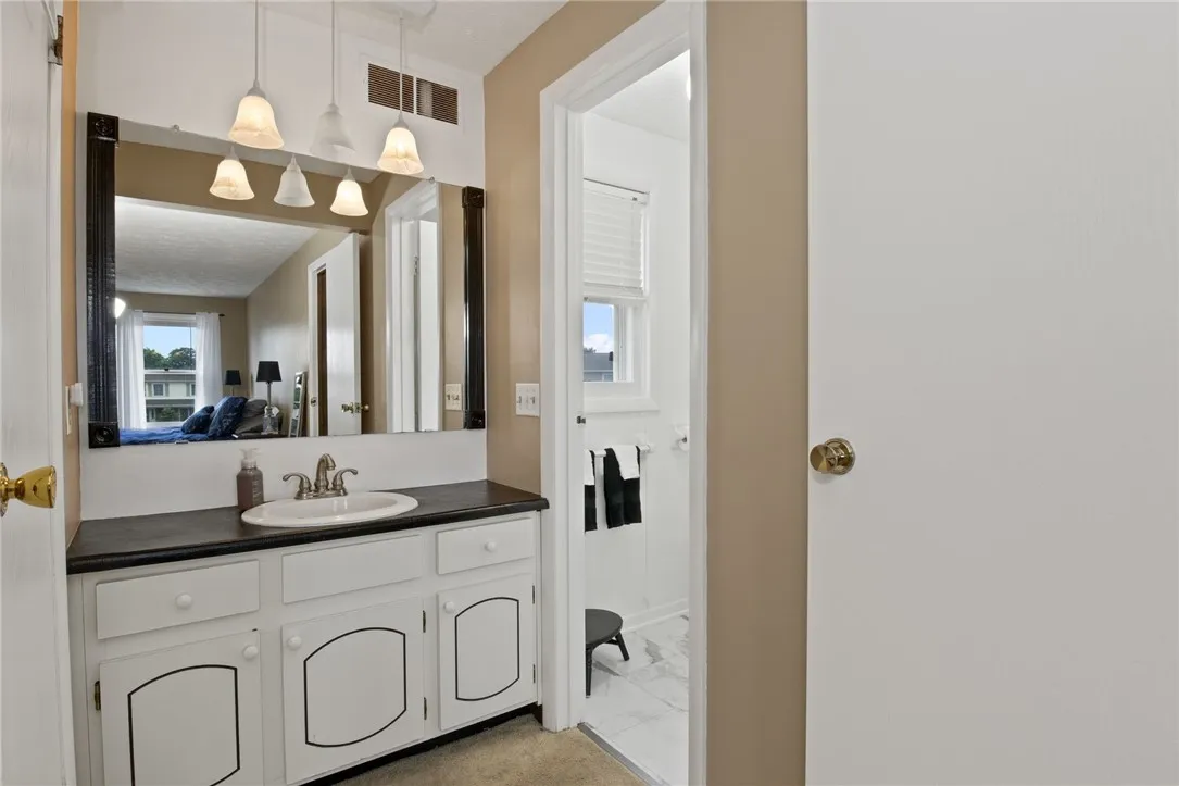 67 Covered Bridge Circle, Greece, New York 14612, Greece, New York 14612, 4 Bedrooms Bedrooms, 8 Rooms Rooms,2 BathroomsBathrooms,Residential,Closed,67 Covered Bridge Circle, Greece, New York 14612,0,R1628883