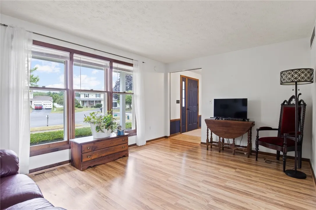 67 Covered Bridge Circle, Greece, New York 14612, Greece, New York 14612, 4 Bedrooms Bedrooms, 8 Rooms Rooms,2 BathroomsBathrooms,Residential,Closed,67 Covered Bridge Circle, Greece, New York 14612,0,R1628883