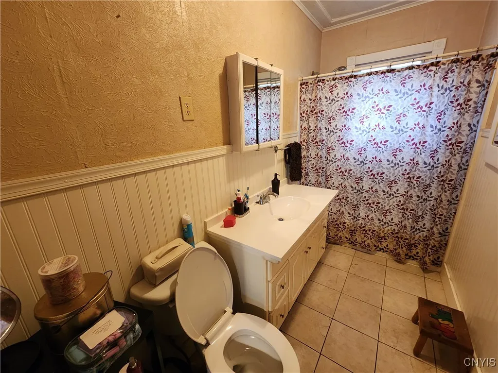 2725 Grant Boulevard 27, Syracuse, New York 13208, Syracuse, New York 13208, 6 Bedrooms Bedrooms, ,2 BathroomsBathrooms,Residential,Closed,2725 Grant Boulevard 27, Syracuse, New York 13208,0,S1629148