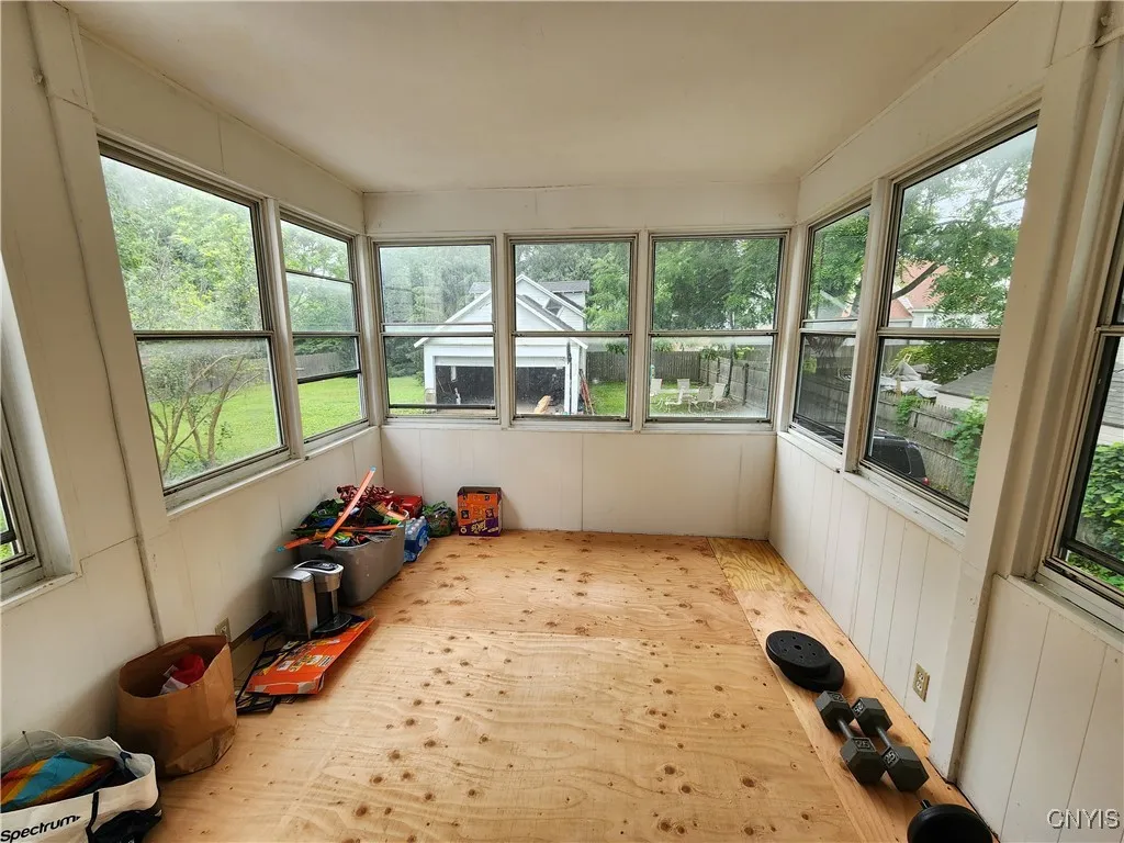 2725 Grant Boulevard 27, Syracuse, New York 13208, Syracuse, New York 13208, 6 Bedrooms Bedrooms, ,2 BathroomsBathrooms,Residential,Closed,2725 Grant Boulevard 27, Syracuse, New York 13208,0,S1629148