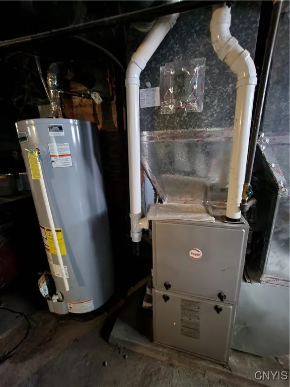 2725 Grant Boulevard 27, Syracuse, New York 13208, Syracuse, New York 13208, 6 Bedrooms Bedrooms, ,2 BathroomsBathrooms,Residential,Closed,2725 Grant Boulevard 27, Syracuse, New York 13208,0,S1629148