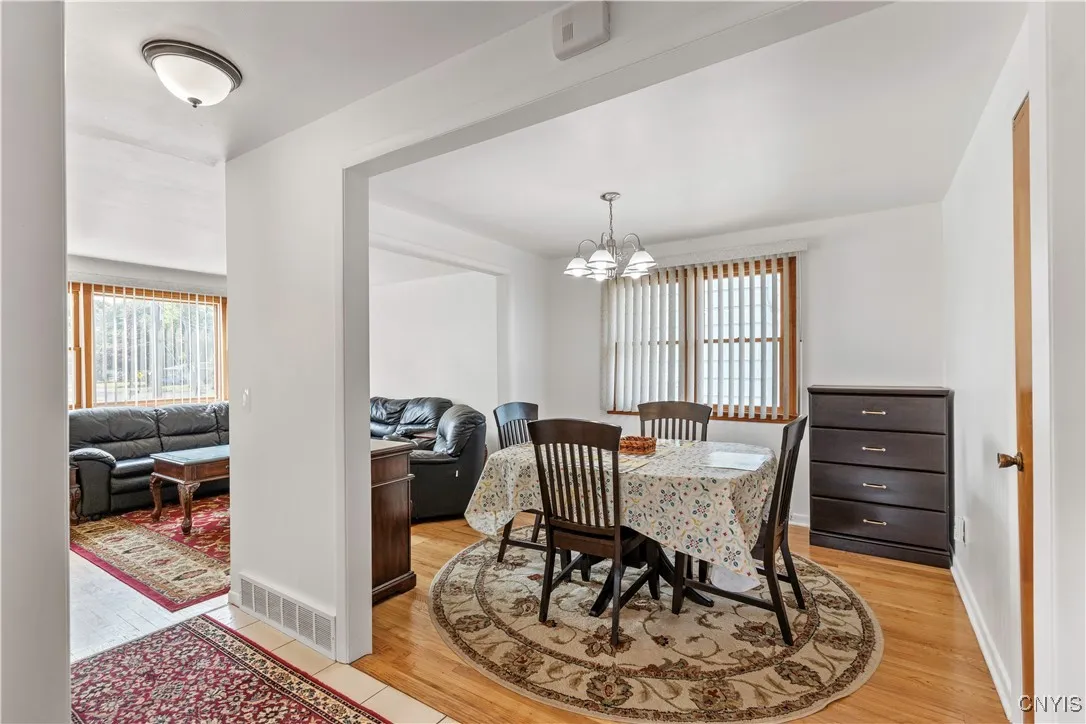 6388 Carson Drive, Dewitt, New York 13057, De Witt, New York 13057, 3 Bedrooms Bedrooms, 3 Rooms Rooms,1 BathroomBathrooms,Residential,Closed,6388 Carson Drive, Dewitt, New York 13057,0,S1628760