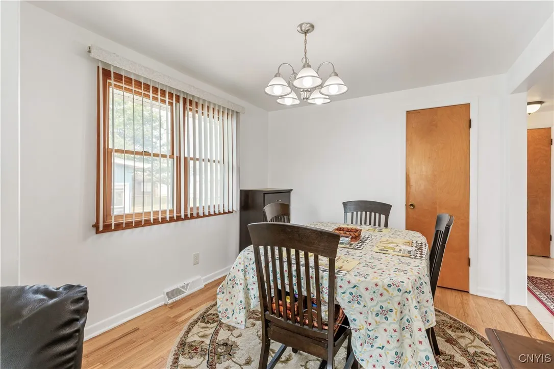 6388 Carson Drive, Dewitt, New York 13057, De Witt, New York 13057, 3 Bedrooms Bedrooms, 3 Rooms Rooms,1 BathroomBathrooms,Residential,Closed,6388 Carson Drive, Dewitt, New York 13057,0,S1628760