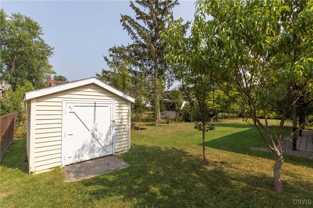 6388 Carson Drive, Dewitt, New York 13057, De Witt, New York 13057, 3 Bedrooms Bedrooms, 3 Rooms Rooms,1 BathroomBathrooms,Residential,Closed,6388 Carson Drive, Dewitt, New York 13057,0,S1628760