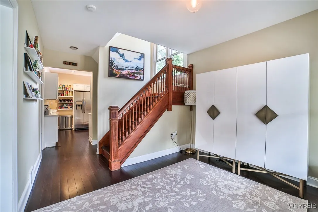 164 Harvard Place, Buffalo, New York 14209, Buffalo, New York 14209, 3 Bedrooms Bedrooms, 10 Rooms Rooms,2 BathroomsBathrooms,Residential,For Sale,164 Harvard Place, Buffalo, New York 14209,B1628857
