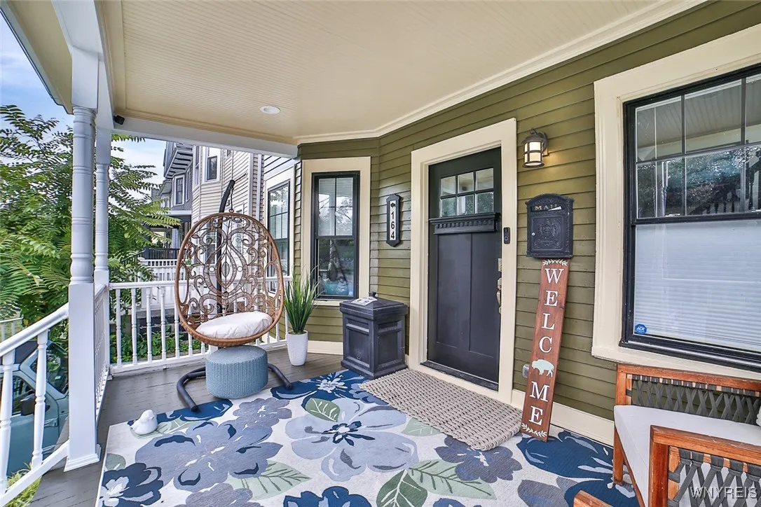 164 Harvard Place, Buffalo, New York 14209, Buffalo, New York 14209, 3 Bedrooms Bedrooms, 10 Rooms Rooms,2 BathroomsBathrooms,Residential,For Sale,164 Harvard Place, Buffalo, New York 14209,B1628857