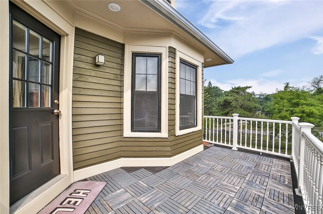 164 Harvard Place, Buffalo, New York 14209, Buffalo, New York 14209, 3 Bedrooms Bedrooms, 10 Rooms Rooms,2 BathroomsBathrooms,Residential,For Sale,164 Harvard Place, Buffalo, New York 14209,B1628857