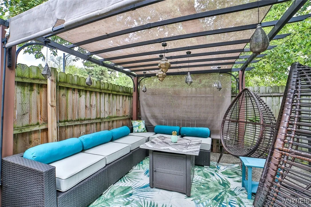 164 Harvard Place, Buffalo, New York 14209, Buffalo, New York 14209, 3 Bedrooms Bedrooms, 10 Rooms Rooms,2 BathroomsBathrooms,Residential,For Sale,164 Harvard Place, Buffalo, New York 14209,B1628857
