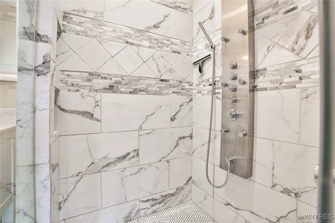 164 Harvard Place, Buffalo, New York 14209, Buffalo, New York 14209, 3 Bedrooms Bedrooms, 10 Rooms Rooms,2 BathroomsBathrooms,Residential,For Sale,164 Harvard Place, Buffalo, New York 14209,B1628857