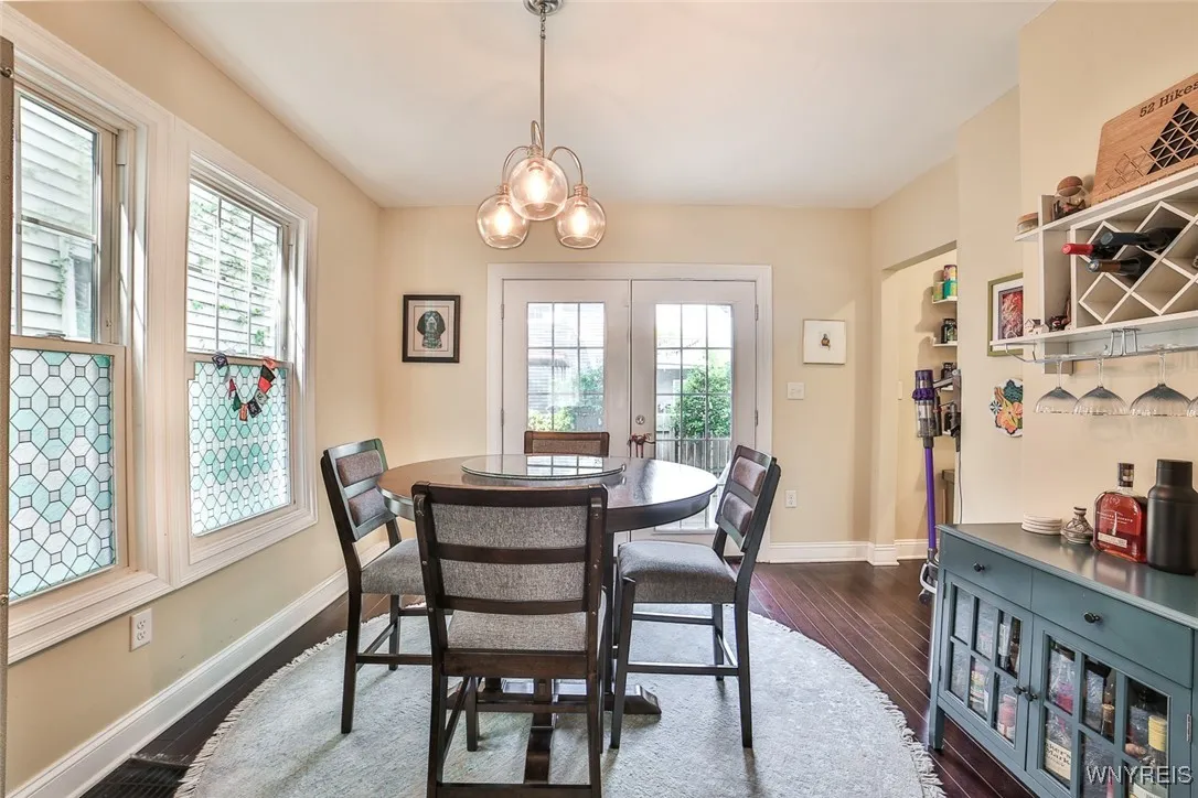 164 Harvard Place, Buffalo, New York 14209, Buffalo, New York 14209, 3 Bedrooms Bedrooms, 10 Rooms Rooms,2 BathroomsBathrooms,Residential,For Sale,164 Harvard Place, Buffalo, New York 14209,B1628857