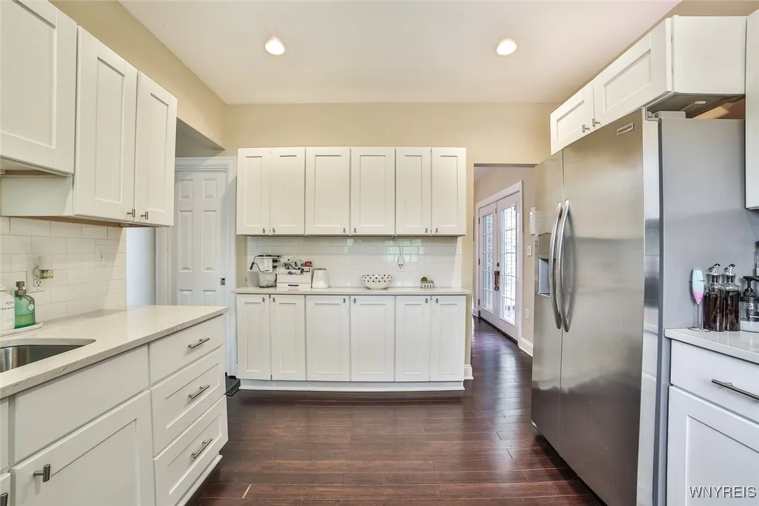 164 Harvard Place, Buffalo, New York 14209, Buffalo, New York 14209, 3 Bedrooms Bedrooms, 10 Rooms Rooms,2 BathroomsBathrooms,Residential,For Sale,164 Harvard Place, Buffalo, New York 14209,B1628857