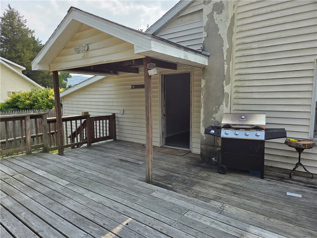 975 Sebring Avenue, Southport, New York 14871, Southport, New York 14871, 2 Bedrooms Bedrooms, 4 Rooms Rooms,1 BathroomBathrooms,Residential,For Sale,975 Sebring Avenue, Southport, New York 14871,R1629166