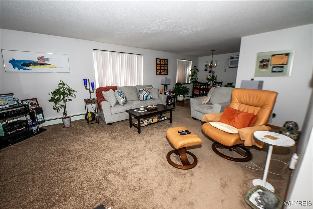 1083 Abbott Road, Buffalo, New York 14220, Buffalo, New York 14220, 7 Bedrooms Bedrooms, ,4 BathroomsBathrooms,Residential,For Sale,1083 Abbott Road, Buffalo, New York 14220,B1628846