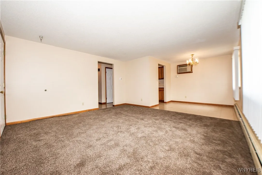 1083 Abbott Road, Buffalo, New York 14220, Buffalo, New York 14220, 7 Bedrooms Bedrooms, ,4 BathroomsBathrooms,Residential,For Sale,1083 Abbott Road, Buffalo, New York 14220,B1628846