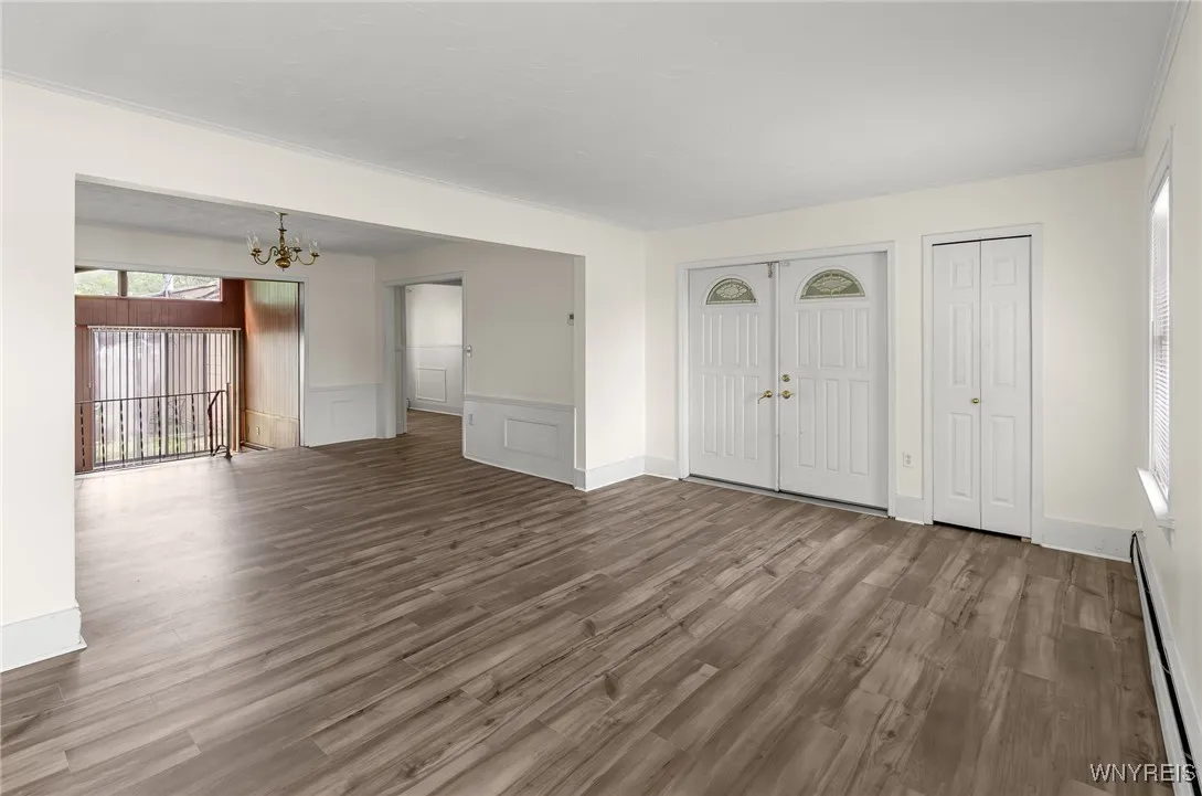 Entrance into Living Room and Dining Room