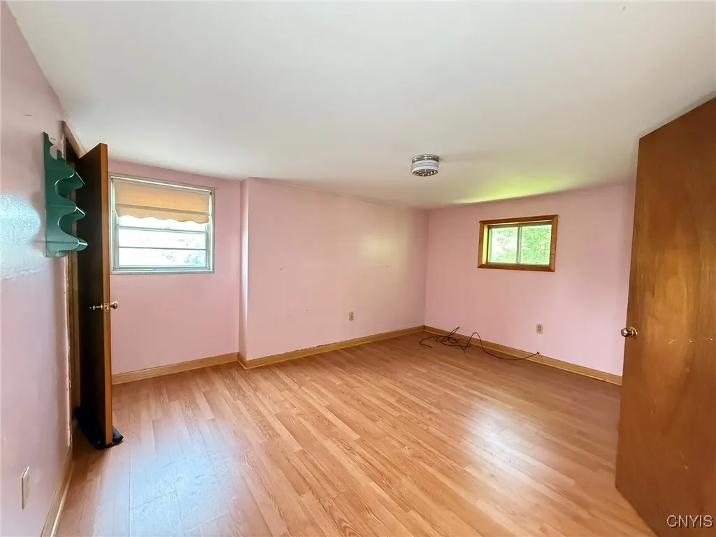 154 West Kendall Drive, Manlius, New York 13057, Manlius, New York 13057, 4 Bedrooms Bedrooms, 6 Rooms Rooms,1 BathroomBathrooms,Residential,Closed,154 West Kendall Drive, Manlius, New York 13057,0,S1629136