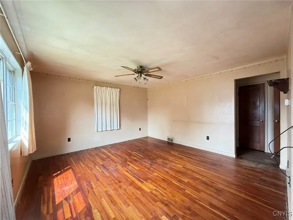 154 West Kendall Drive, Manlius, New York 13057, Manlius, New York 13057, 4 Bedrooms Bedrooms, 6 Rooms Rooms,1 BathroomBathrooms,Residential,Closed,154 West Kendall Drive, Manlius, New York 13057,0,S1629136