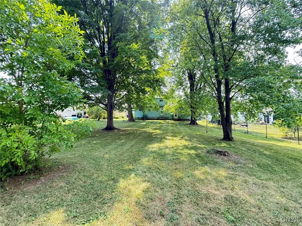 154 West Kendall Drive, Manlius, New York 13057, Manlius, New York 13057, 4 Bedrooms Bedrooms, 6 Rooms Rooms,1 BathroomBathrooms,Residential,Closed,154 West Kendall Drive, Manlius, New York 13057,0,S1629136