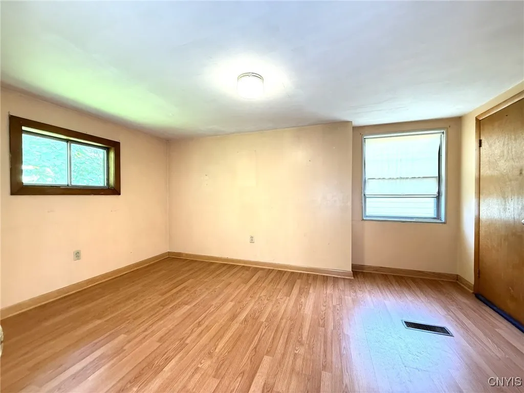 154 West Kendall Drive, Manlius, New York 13057, Manlius, New York 13057, 4 Bedrooms Bedrooms, 6 Rooms Rooms,1 BathroomBathrooms,Residential,Closed,154 West Kendall Drive, Manlius, New York 13057,0,S1629136