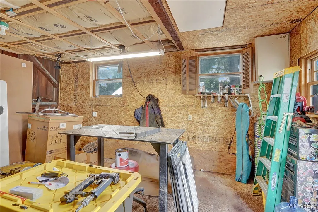 101 North Main Street, Holland, New York 14080, Holland, New York 14080, 7 Bedrooms Bedrooms, 15 Rooms Rooms,2 BathroomsBathrooms,Residential,Closed,101 North Main Street, Holland, New York 14080,0,B1628574