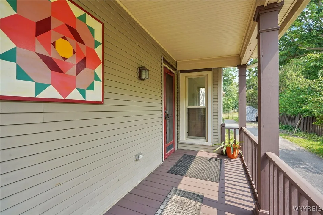 101 North Main Street, Holland, New York 14080, Holland, New York 14080, 7 Bedrooms Bedrooms, 15 Rooms Rooms,2 BathroomsBathrooms,Residential,Closed,101 North Main Street, Holland, New York 14080,0,B1628574