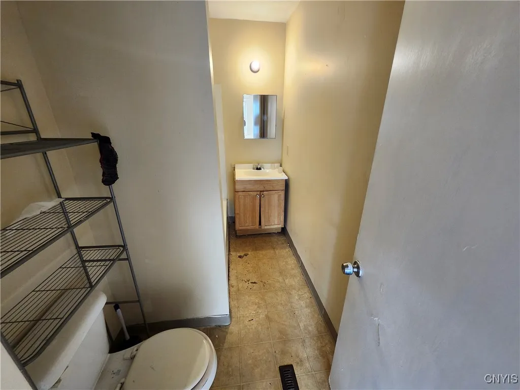 3720 South Salina Street, Syracuse, New York 13205, Syracuse, New York 13205, 4 Bedrooms Bedrooms, ,3 BathroomsBathrooms,Residential,For Sale,3720 South Salina Street, Syracuse, New York 13205,S1629196