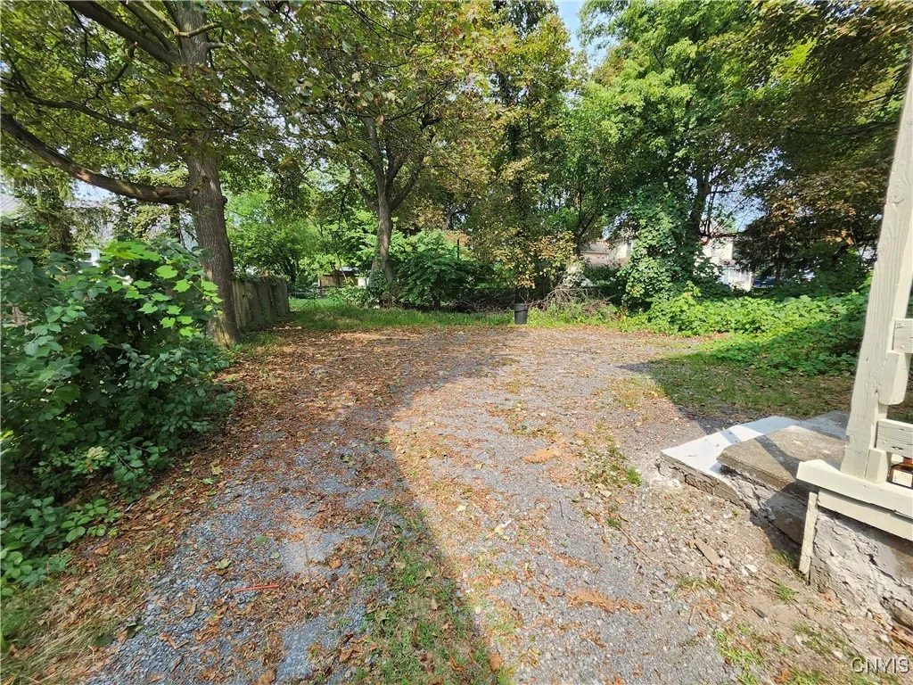 3720 South Salina Street, Syracuse, New York 13205, Syracuse, New York 13205, 4 Bedrooms Bedrooms, ,3 BathroomsBathrooms,Residential,For Sale,3720 South Salina Street, Syracuse, New York 13205,S1629196