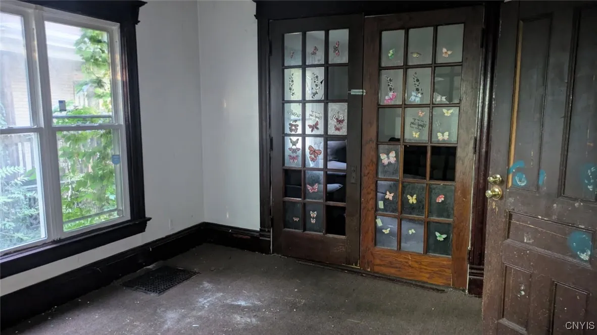 3720 South Salina Street, Syracuse, New York 13205, Syracuse, New York 13205, 4 Bedrooms Bedrooms, ,3 BathroomsBathrooms,Residential,For Sale,3720 South Salina Street, Syracuse, New York 13205,S1629196