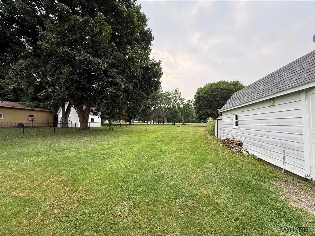 29 Maple Street, Middlebury, New York 14591, Middlebury, New York 14591, 3 Bedrooms Bedrooms, 8 Rooms Rooms,1 BathroomBathrooms,Residential,Closed,29 Maple Street, Middlebury, New York 14591,0,B1629160