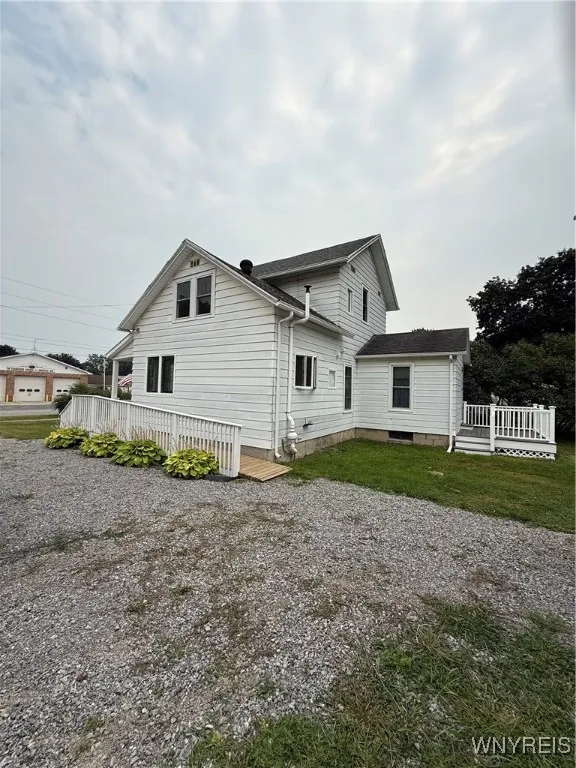 29 Maple Street, Middlebury, New York 14591, Middlebury, New York 14591, 3 Bedrooms Bedrooms, 8 Rooms Rooms,1 BathroomBathrooms,Residential,Closed,29 Maple Street, Middlebury, New York 14591,0,B1629160