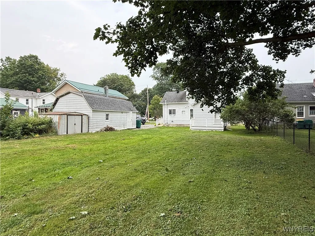 29 Maple Street, Middlebury, New York 14591, Middlebury, New York 14591, 3 Bedrooms Bedrooms, 8 Rooms Rooms,1 BathroomBathrooms,Residential,Closed,29 Maple Street, Middlebury, New York 14591,0,B1629160
