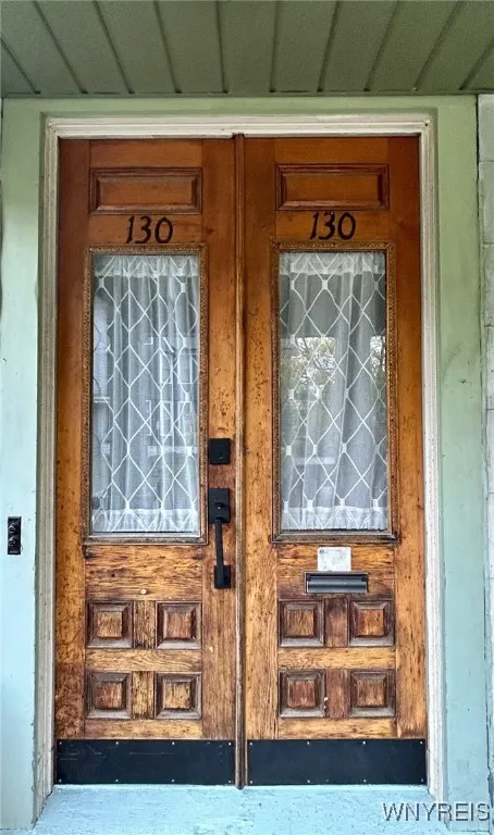 Beautiful front double doors (both open for easy furniture move in)