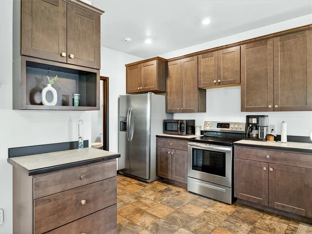 11084 Maple Ridge Road, Shelby, New York 14103, Shelby, New York 14103, 4 Bedrooms Bedrooms, 8 Rooms Rooms,3 BathroomsBathrooms,Residential,Closed,11084 Maple Ridge Road, Shelby, New York 14103,0,R1624852