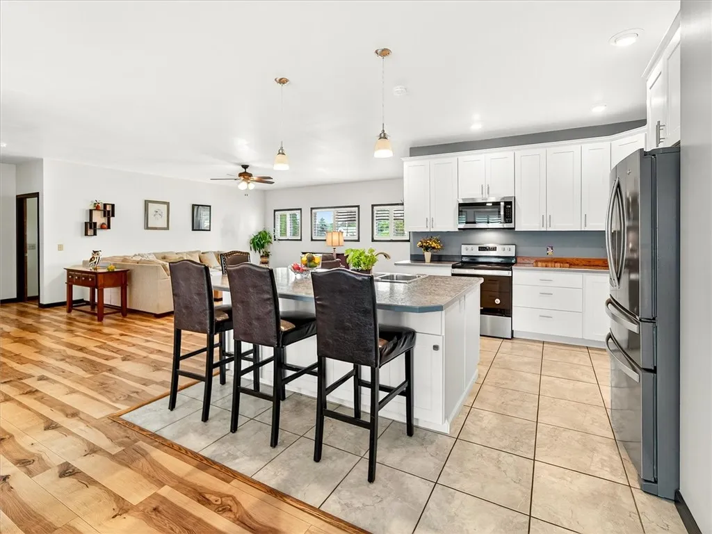 11084 Maple Ridge Road, Shelby, New York 14103, Shelby, New York 14103, 4 Bedrooms Bedrooms, 8 Rooms Rooms,3 BathroomsBathrooms,Residential,Closed,11084 Maple Ridge Road, Shelby, New York 14103,0,R1624852