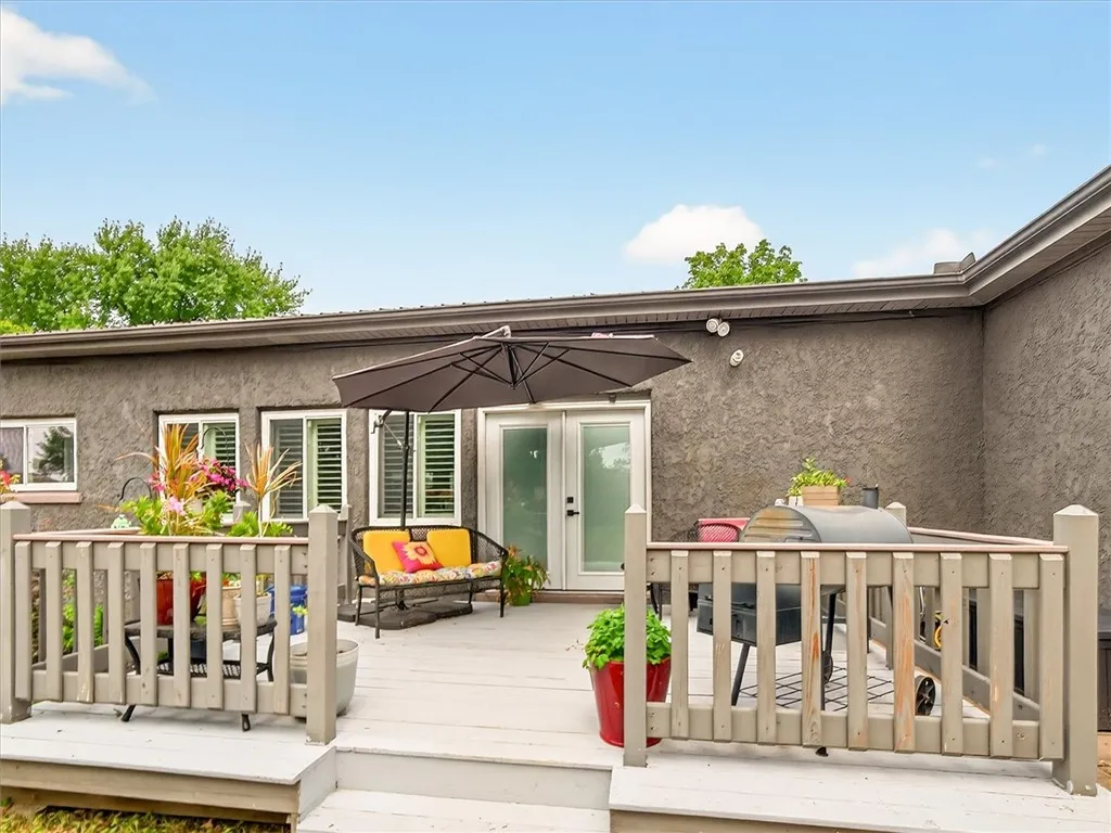 11084 Maple Ridge Road, Shelby, New York 14103, Shelby, New York 14103, 4 Bedrooms Bedrooms, 8 Rooms Rooms,3 BathroomsBathrooms,Residential,Closed,11084 Maple Ridge Road, Shelby, New York 14103,0,R1624852