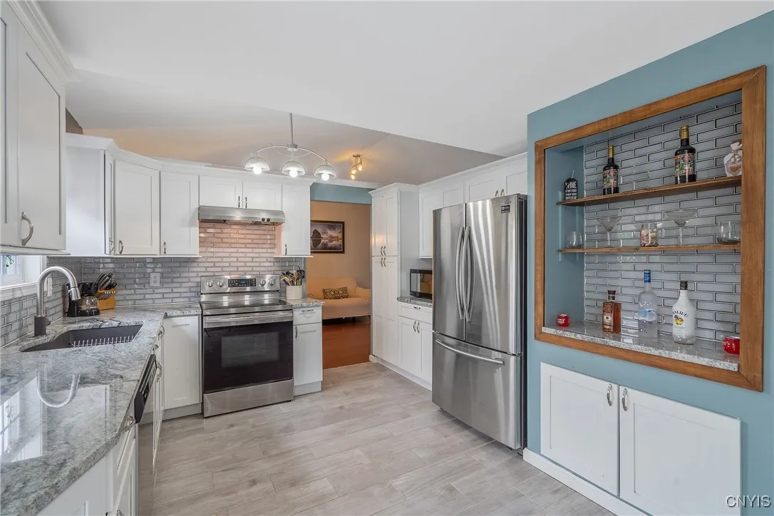 8732 Honeycomb, Cicero, New York 13039, Cicero, New York 13039, 3 Bedrooms Bedrooms, 9 Rooms Rooms,2 BathroomsBathrooms,Residential,Closed,8732 Honeycomb, Cicero, New York 13039,0,S1628374
