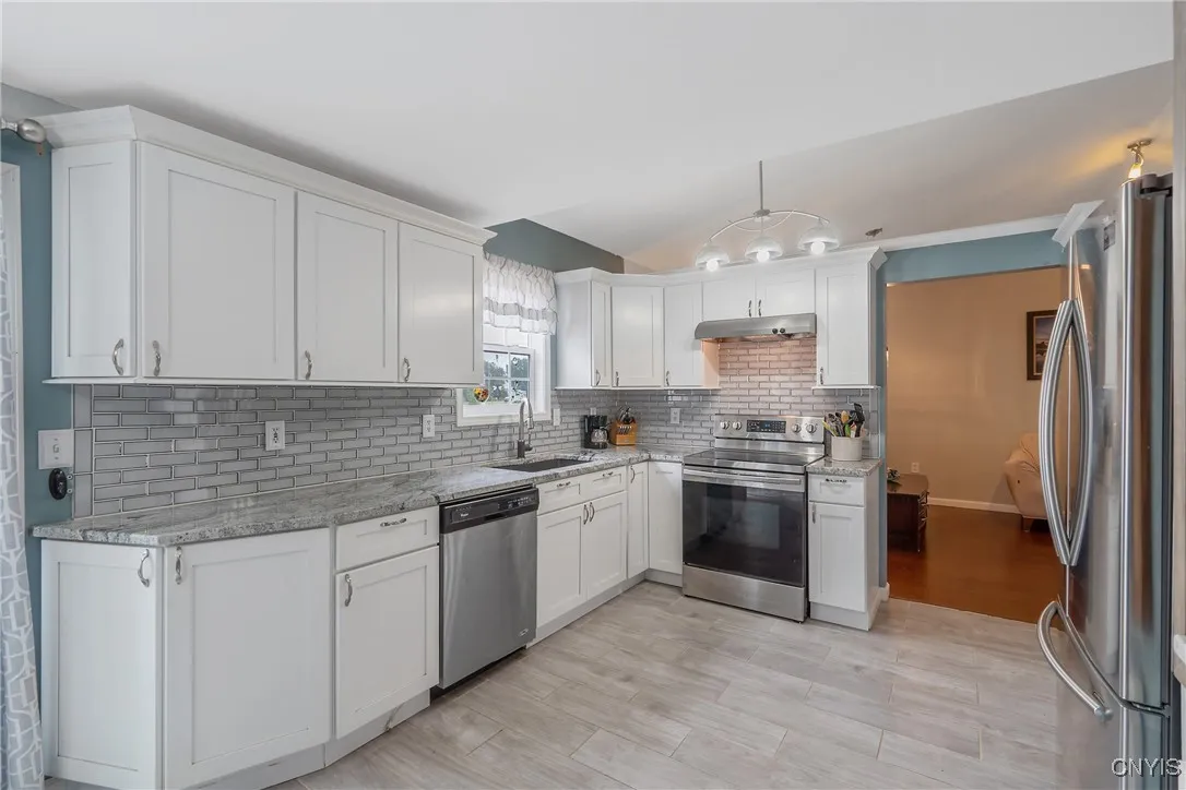 8732 Honeycomb, Cicero, New York 13039, Cicero, New York 13039, 3 Bedrooms Bedrooms, 9 Rooms Rooms,2 BathroomsBathrooms,Residential,Closed,8732 Honeycomb, Cicero, New York 13039,0,S1628374