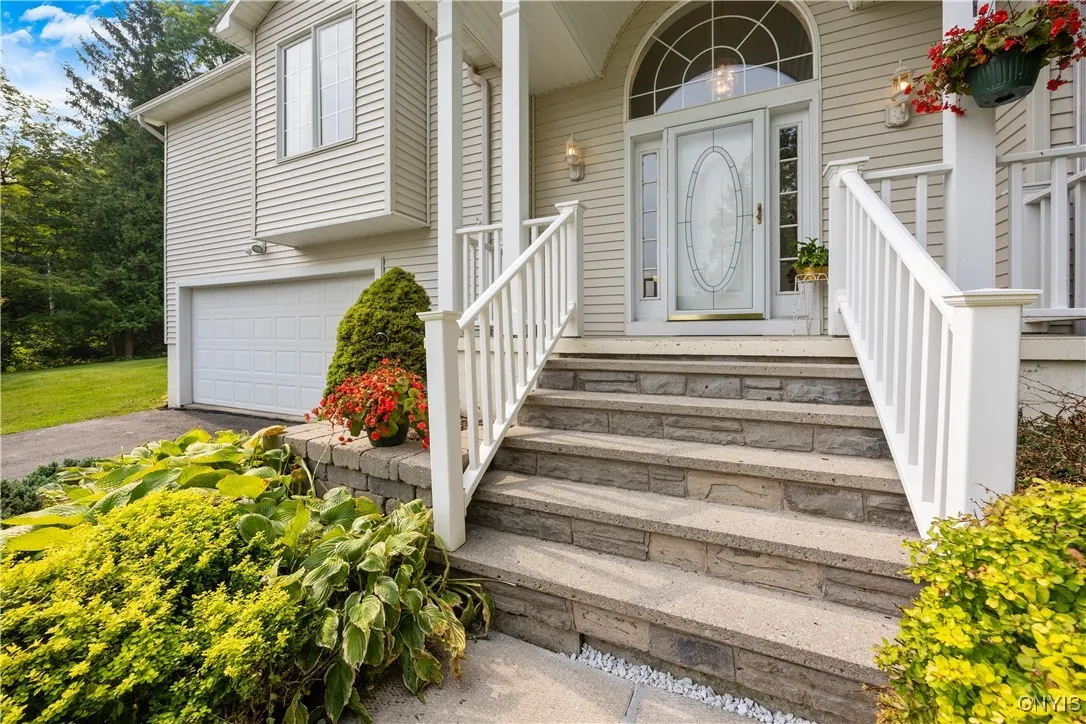 8536 Indian Hill Road, Pompey, New York 13104, Pompey, New York 13104, 4 Bedrooms Bedrooms, 9 Rooms Rooms,3 BathroomsBathrooms,Residential,Closed,8536 Indian Hill Road, Pompey, New York 13104,0,S1628552