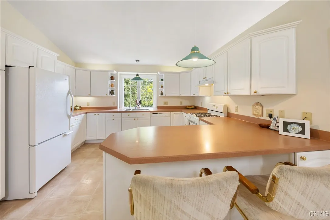 8536 Indian Hill Road, Pompey, New York 13104, Pompey, New York 13104, 4 Bedrooms Bedrooms, 9 Rooms Rooms,3 BathroomsBathrooms,Residential,Closed,8536 Indian Hill Road, Pompey, New York 13104,0,S1628552