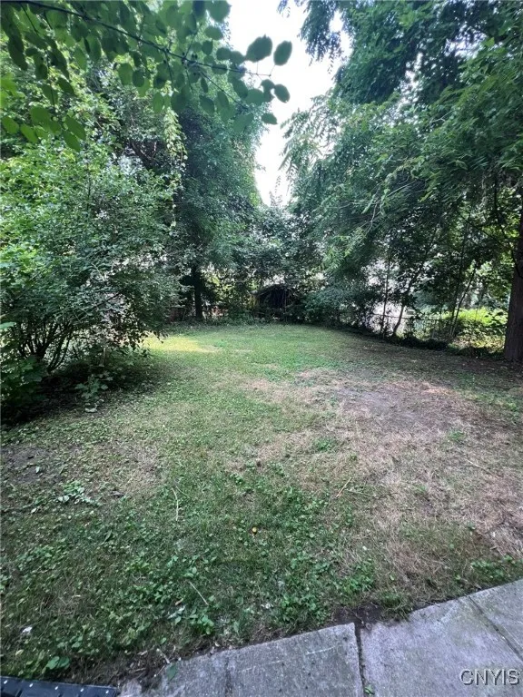 344 Bryant Avenue 46, Syracuse, New York 13204, Syracuse, New York 13204, 6 Bedrooms Bedrooms, ,2 BathroomsBathrooms,Residential,Closed,344 Bryant Avenue 46, Syracuse, New York 13204,0,S1629180