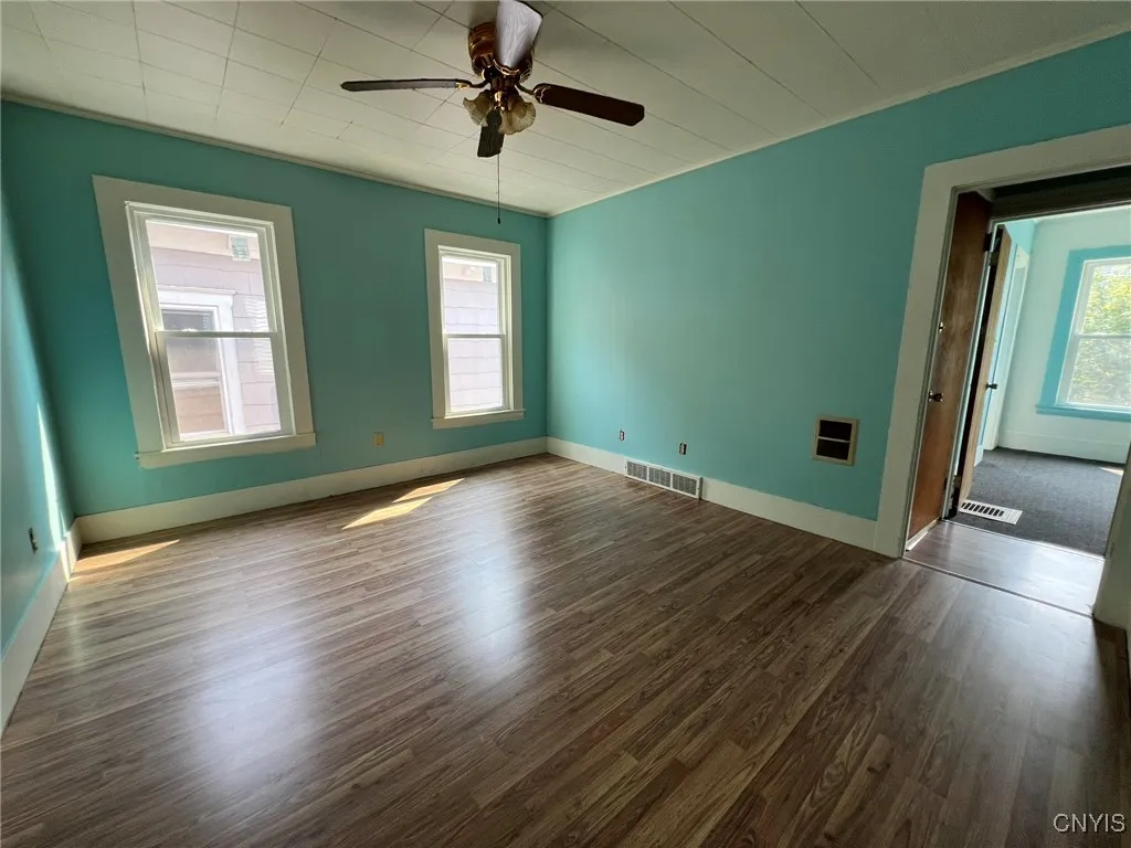 344 Bryant Avenue 46, Syracuse, New York 13204, Syracuse, New York 13204, 6 Bedrooms Bedrooms, ,2 BathroomsBathrooms,Residential,Closed,344 Bryant Avenue 46, Syracuse, New York 13204,0,S1629180